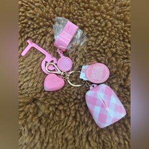 Bath and body works keychain set and hand sanitizer holder nwt